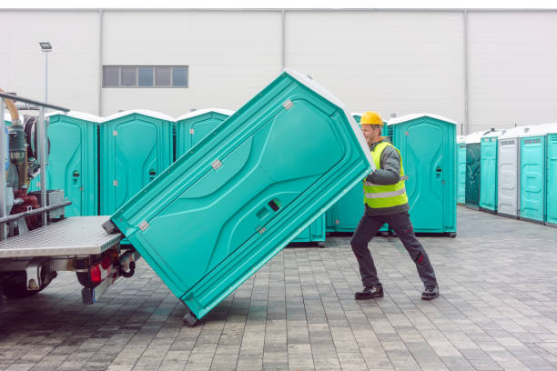 Types of Portable Toilets We Offer in Hereford, TX